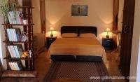 3 apartmana u Igalu, privat innkvartering i sted Igalo, Montenegro